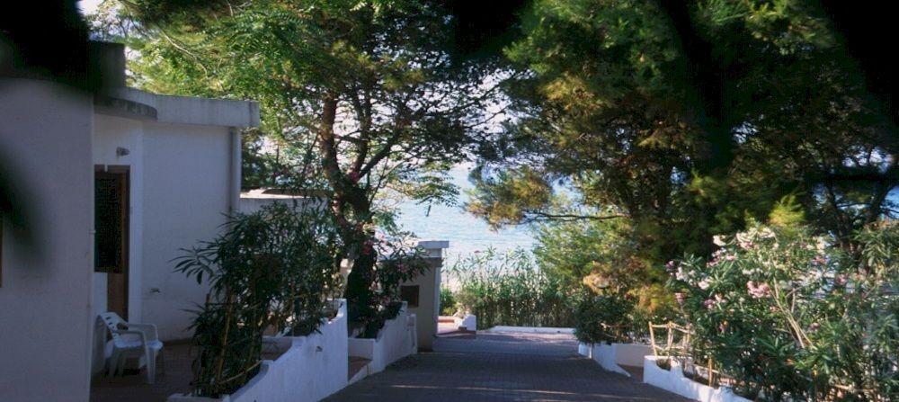 Hotel Baia Santa Barbara Rodi Garganico Dış mekan fotoğraf