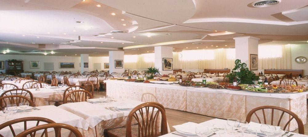 Hotel Baia Santa Barbara Rodi Garganico Dış mekan fotoğraf