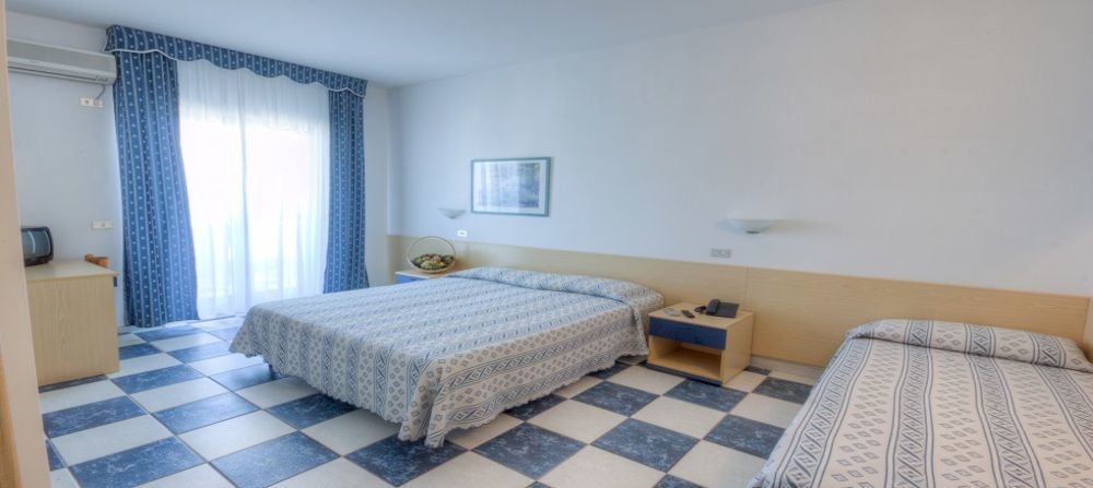 Hotel Baia Santa Barbara Rodi Garganico Dış mekan fotoğraf