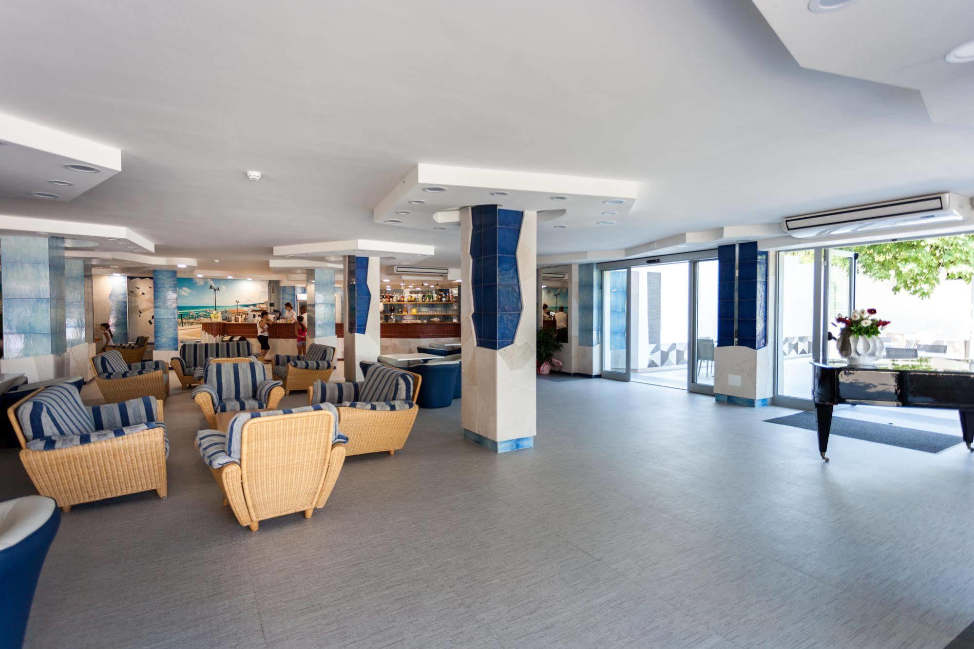 Hotel Baia Santa Barbara Rodi Garganico Dış mekan fotoğraf